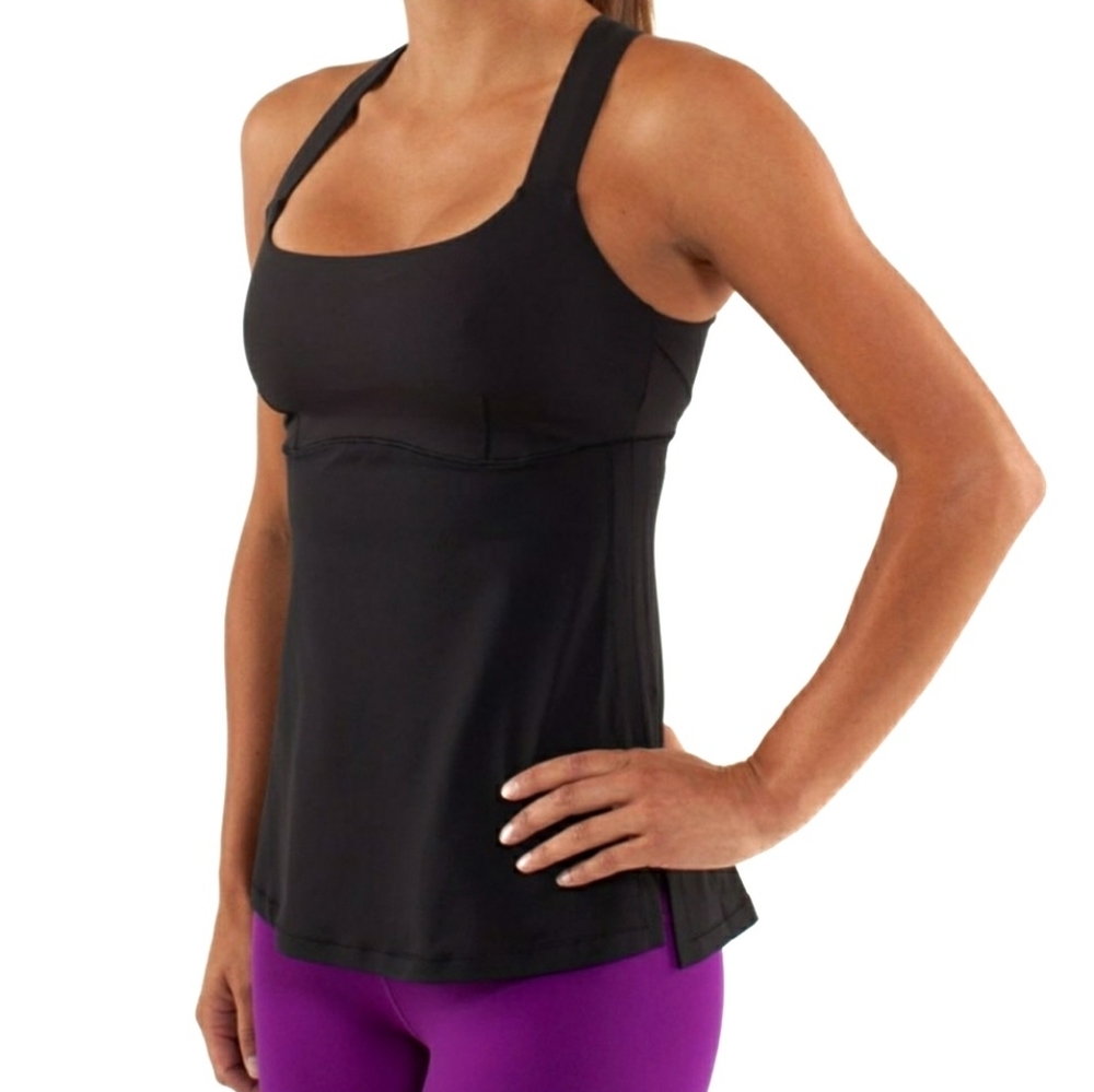 Lululemon Tank Top w Built in Bra